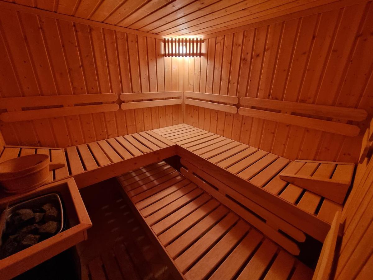 Mountain House Hotel Ustrzyki Dolne Luaran gambar