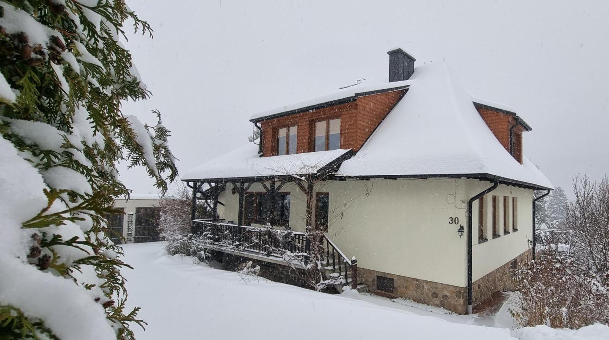 Mountain House Hotel Ustrzyki Dolne Luaran gambar
